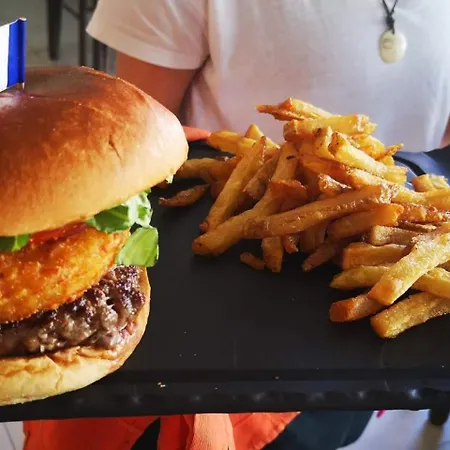 Les Gros Joncs - Maeva Campsite 4*