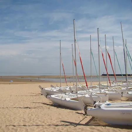 Les Gros Joncs - Maeva 4*