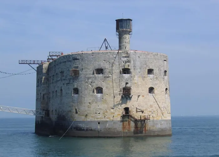 Les Gros Joncs - Maeva Campsite