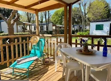 Les Gros Joncs - Maeva 4*